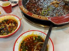 -烧哥美蛙肥肠鱼火锅·十五年社区店