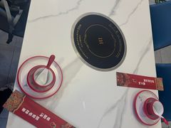 -毛辣果·贵州红酸汤牛肉火锅(西单店)