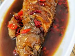 红烧淡水鲈鱼-红实家常菜(静安里店)