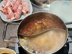 -金滏山烤肉·海鲜·火锅自助餐厅(襄阳万达店)