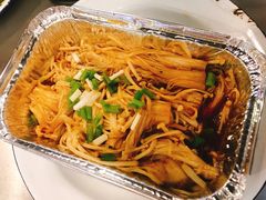 -马路牙子烧烤音乐酒馆(望京店)