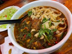 老坛酸菜牛肉面-秦园陕西手工面馆(番禺节能科技园店)