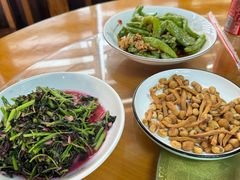 -芦茨金富饭庄·25年老字号·专做稻草鸡