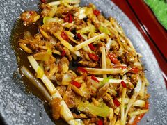 -何乡别院·中式农庄(姑婆山大道店)