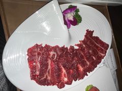 -左庭右院鲜牛肉火锅黑金店(陆家嘴中心店)