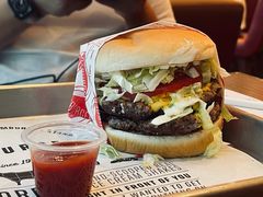 二重奏汉堡-FATBURGER 特富客汉堡(外交公寓店)