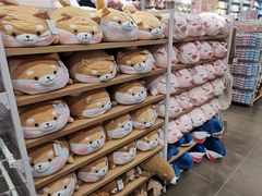 -名创优品(广东省广州琶洲保利广场店)