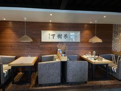 大堂-苹果树下艺术餐厅(宋庄店)