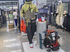 -迪卡侬(大英山店)