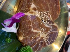 -哈哈碳都·牛肋条无限自助烤肉(台江万达店)