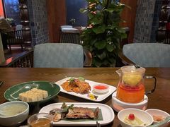 -粗茶淡饭·隐庐私厨(东亭店)
