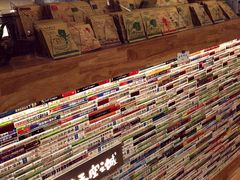 -猫的天空之城概念书店(杭州南宋御街店)