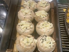 -山野的朋友露营炭火烤肉