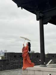 -一揽芳华汉服旗袍体验馆(拙政园店)