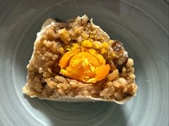 咸蛋黄大烧卖-白玉兰食品(中山公园龙之梦店)