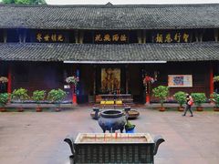 -峨眉山报国寺