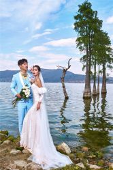 点击看大图 -巴黎春天·菀纱仙庭婚纱美学