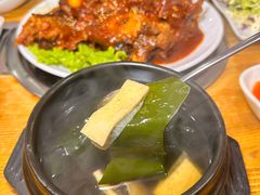 -喇喇排骨火锅·传统韩式脊骨汤(望京西园总店)