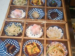 -阿瓦山寨·湘菜现炒·剁椒鱼头王(咸阳总店)