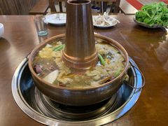 -岳记兴隆·青城腊排铜火锅(融创店)
