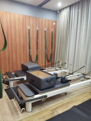 -一伽瑜伽·普拉提