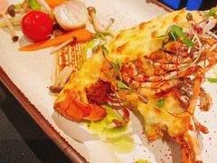 香焗龙虾配自制黑松露酱-上海苏宁宝丽嘉酒店·Cafe Bellagio西餐厅