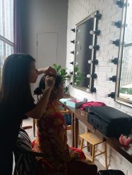 -Lady  Jane高端婚纱礼服馆