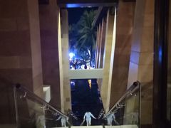 -三亚湾海居铂尔曼度假酒店