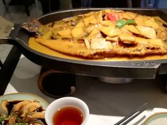 -江边城外烤全鱼(世茂广场店)