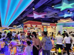 -LuckyStar幸运星家庭娱乐中心(东莞国贸店)