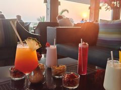 -日落吧·海景咖啡厅·餐酒吧·鸡尾酒·下午茶·乐队表演·浪漫夕阳·三亚文华东方酒店