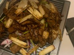 葱爆呼伦贝尔羊肉-彩虹之约•淮扬家宴(亚运村店)