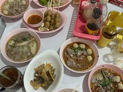 -榮泰米粉湯(Left Shop)