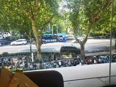 -星巴克臻选(南京艾尚天地店)