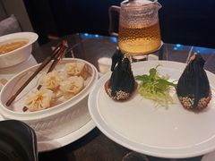 -海派悦庭·海胆烧麦·新融合菜(凯德广场店)