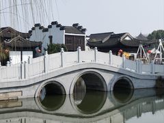 -丝绸小镇荻港古村