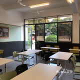 这家咖啡店竟然是开在滘北小学里的