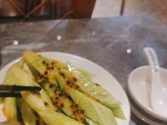 -威记烧嘢·南宁烧烤·超级生牛(绿地店)