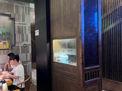 -爱碗亭·鲜炒湖南菜(壹城中心店)
