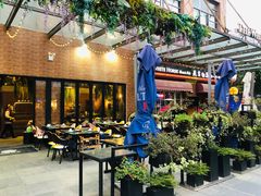 -证大大拇指广场(芳甸路店)