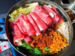 部队锅-MI WU FACTORY米屋美食工厂餐厅(绿地店)