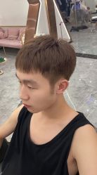 -V8潮牌·接发烫染连锁