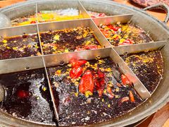 -周小明火锅(黑金冠社区店)