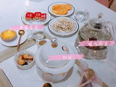 桃胶燕窝-金私燕鲜炖燕窝(万达店)