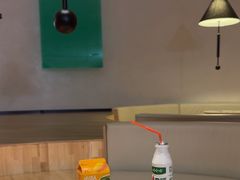 -涨巢·潮玩水疗局