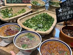 -云阿蛮云南生烫牛肉米线(奉贤路店)