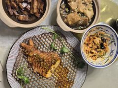 -天天向上素食餐厅(五台山店)