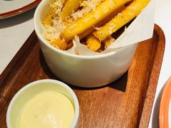 -阿妮叶李(光谷世界城店)