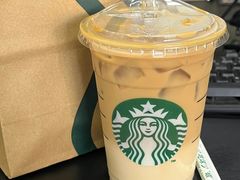 -星巴克(西安曲江银泰店)