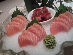 三文鱼腩刺身拼红酒鹅肝-金苑海鲜酒家(来魅力店)